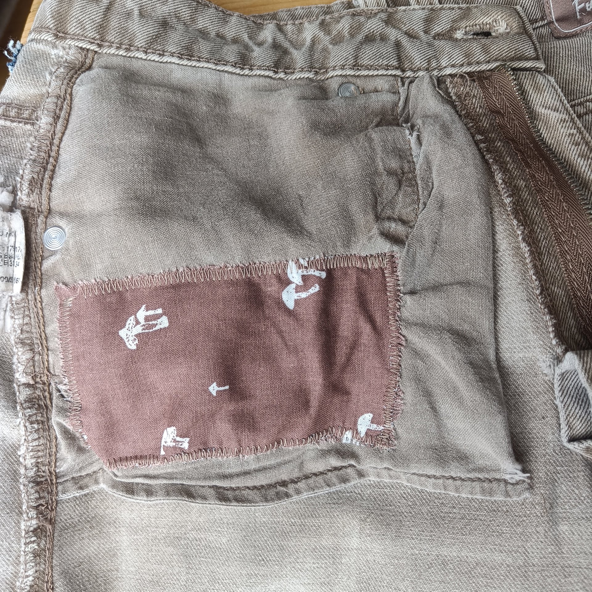 Lappet lommefoer i jeans
